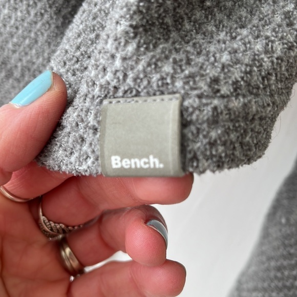 Bench pullover hoodie - Picture 3 of 6